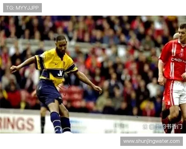 阿内尔卡：阿森纳和巴黎我都很喜欢，更支持巴黎一点点